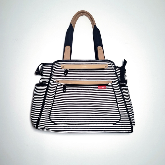 Skip hop Grand Central take it all black and white striped diaper baby bag - Picture 1 of 11